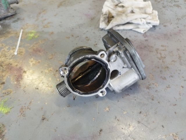 bontott BMW 5 E60 Fojtószelep (Elektromos)