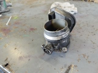 bontott BMW 5 E60 Fojtószelep (Elektromos)