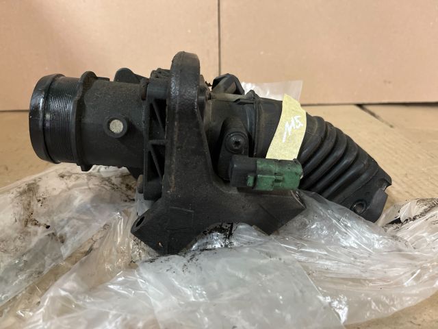 bontott BMW 5 E60 Fojtószelep (Elektromos)