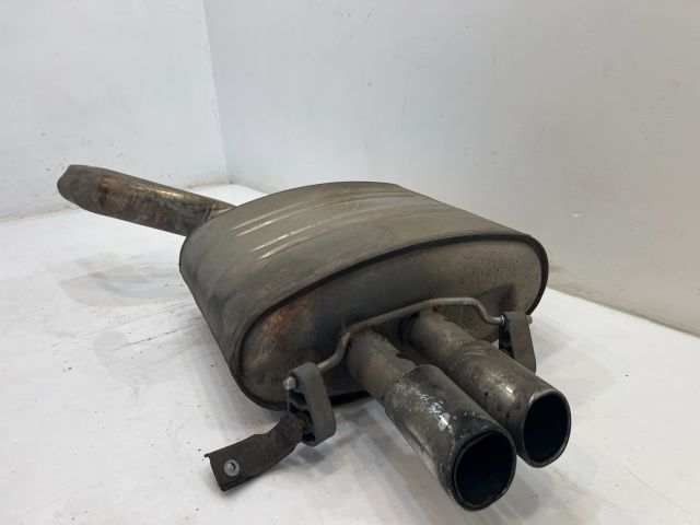 bontott BMW 5 E60 Hátsó Kipufogó Dob