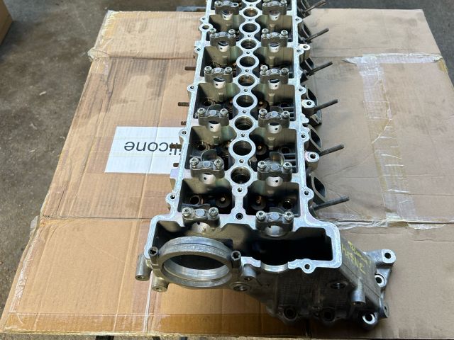 bontott BMW 5 E60 Hengerfej