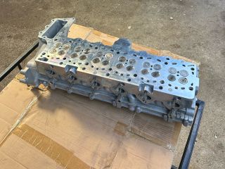 bontott BMW 5 E60 Hengerfej