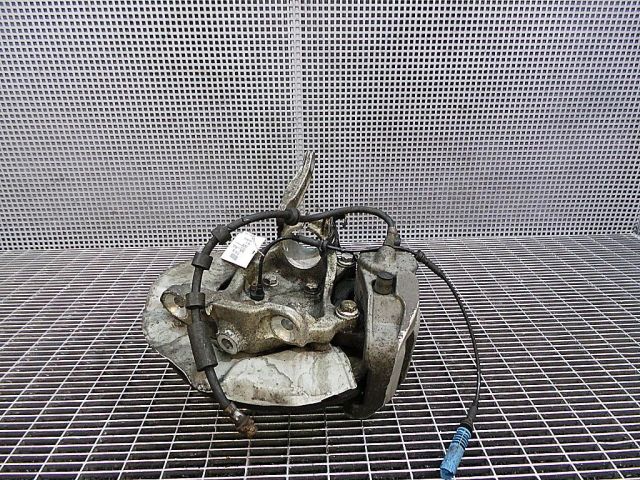 bontott BMW 5 E60 Jobb első Csonkállvány