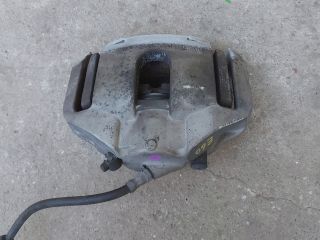 bontott BMW 5 E60 Jobb első Féknyereg Munkahengerrel