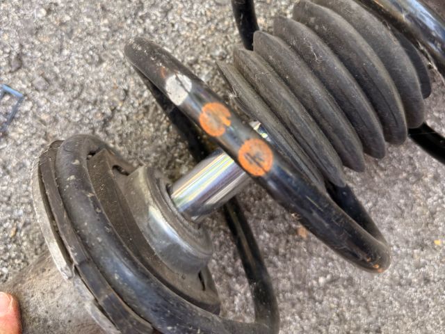 bontott BMW 5 E60 Jobb első Lengéscsillapító