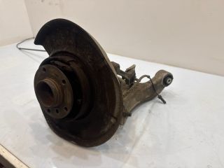 bontott BMW 5 E60 Jobb hátsó Csonkállvány