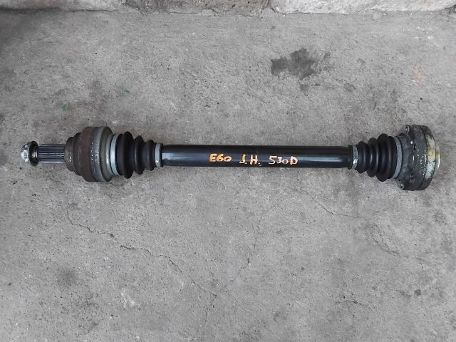 bontott BMW 5 E60 Jobb hátsó Féltengely