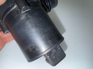 bontott BMW 5 E60 Kiegészítő Vízszivattyú