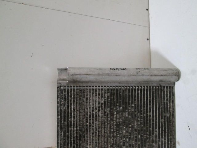 bontott BMW 5 E60 Klímahűtő Radiátor