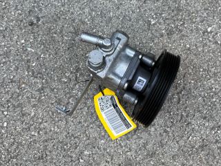 bontott BMW 5 E60 Kormányszervó Motor (Hidraulikus)