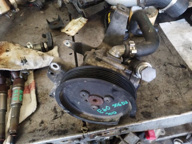 bontott BMW 5 E60 Kormányszervó Motor (Hidraulikus)