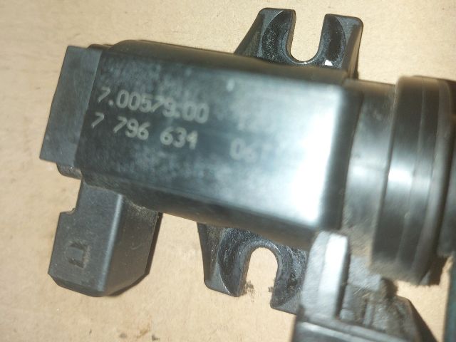 bontott BMW 5 E60 Lefújószelep