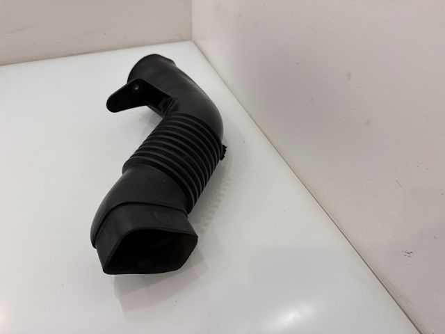 bontott BMW 5 E60 Légbeömlő Cső