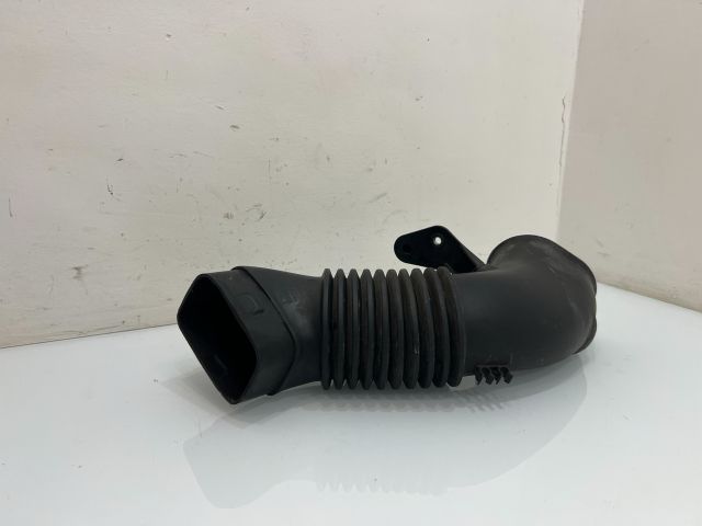 bontott BMW 5 E60 Légbeömlő Cső