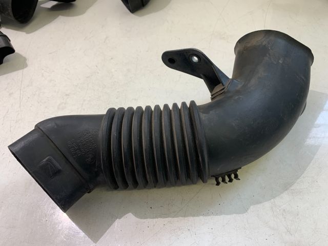 bontott BMW 5 E60 Légbeömlő Cső