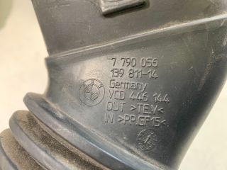 bontott BMW 5 E60 Légbeömlő Cső