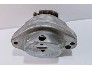 bontott BMW 5 E60 Motor Tartó Bak (Pozíciófüggetlen)