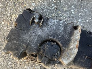 bontott BMW 5 E60 Olajteknő