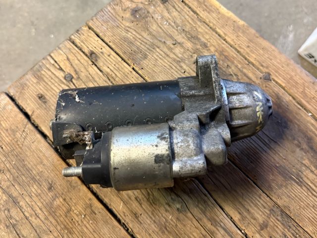 bontott BMW 5 E60 Önindító