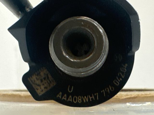 bontott BMW 5 E60 Porlasztó (1 db)