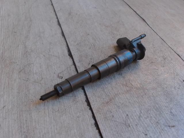 bontott BMW 5 E60 Porlasztó (1 db)