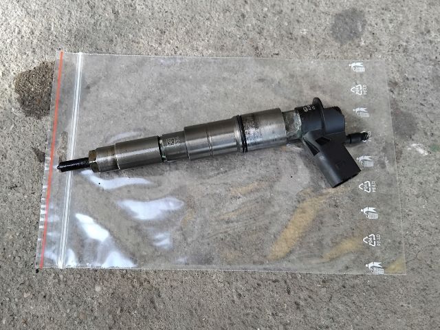 bontott BMW 5 E60 Porlasztó (1 db)