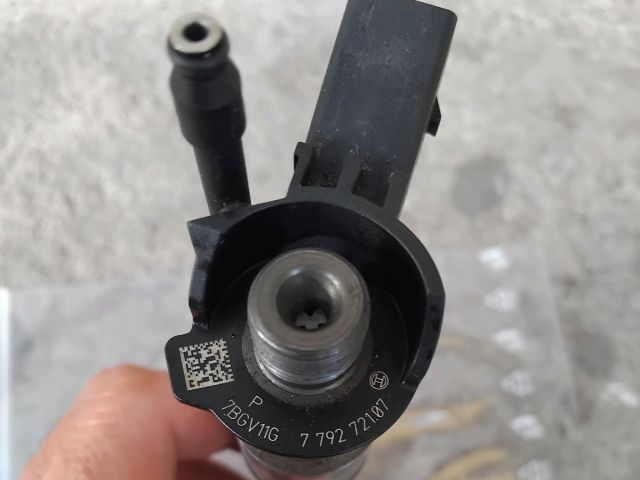 bontott BMW 5 E60 Porlasztó (1 db)