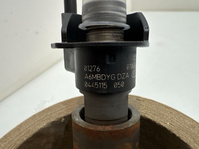 bontott BMW 5 E60 Porlasztó (1 db)