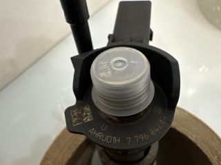 bontott BMW 5 E60 Porlasztó (1 db)