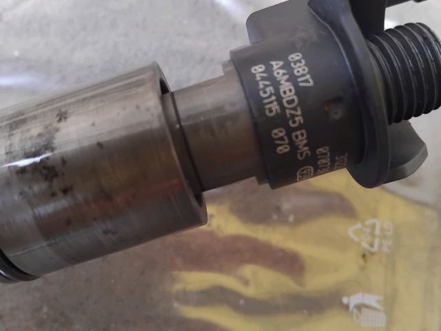 bontott BMW 5 E60 Porlasztó (1 db)