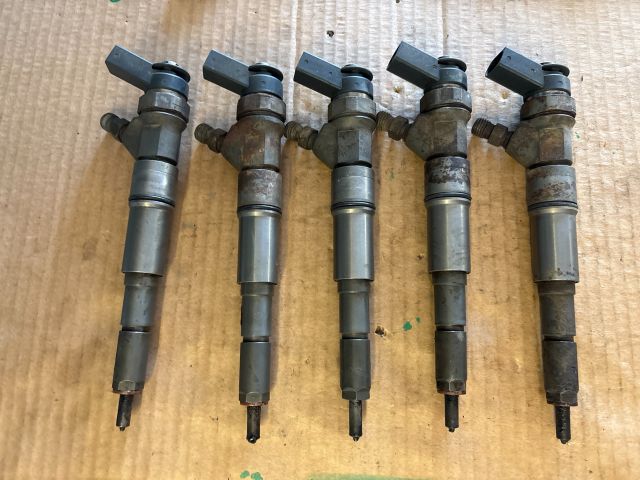 bontott BMW 5 E60 Porlasztó (1 db)