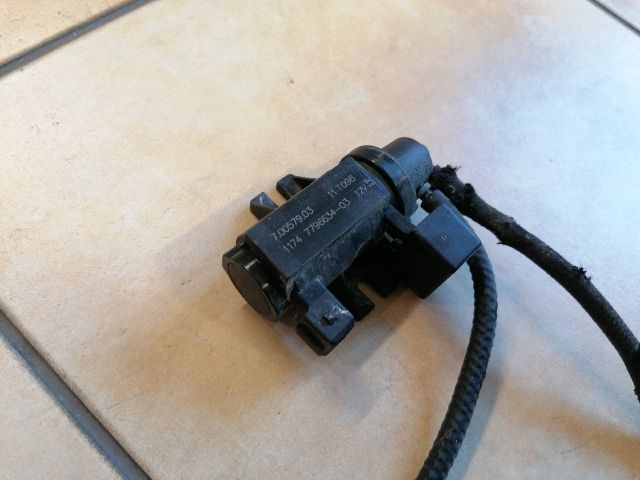 bontott BMW 5 E60 Turbó Vákum Szelep