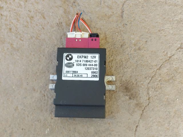 bontott BMW 5 E60 Üzemanyag Szivattyú Relé