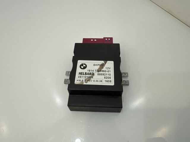 bontott BMW 5 E60 Üzemanyag Szivattyú Relé