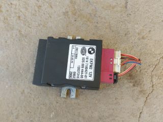 bontott BMW 5 E60 Üzemanyag Szivattyú Relé