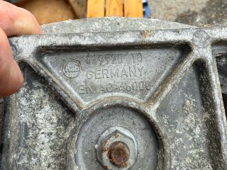 bontott BMW 5 E60 Váltó Tartó Bak (Pozíciófüggetlen)