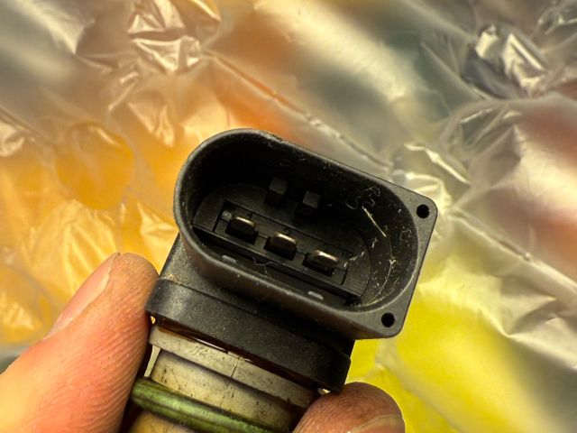 bontott BMW 5 E60 Vezérműtengely Fordulatszám Jeladó