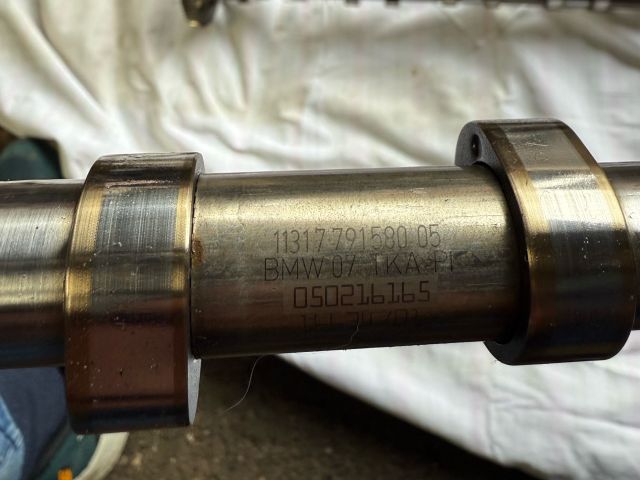 bontott BMW 5 E60 Vezérműtengely (Magában)