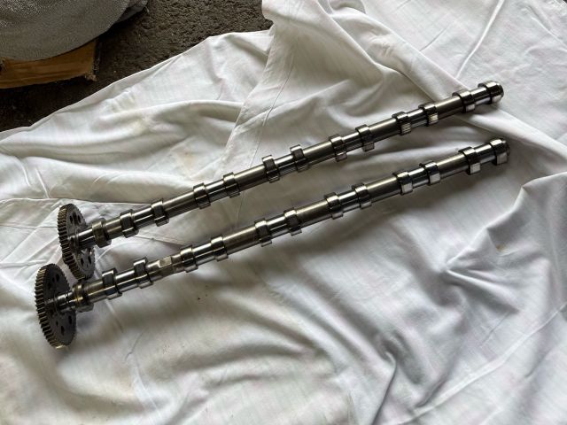 bontott BMW 5 E60 Vezérműtengely (Magában)