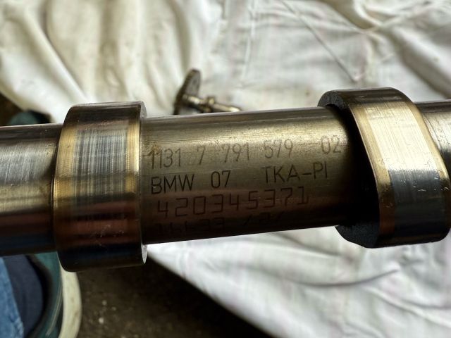 bontott BMW 5 E60 Vezérműtengely (Magában)