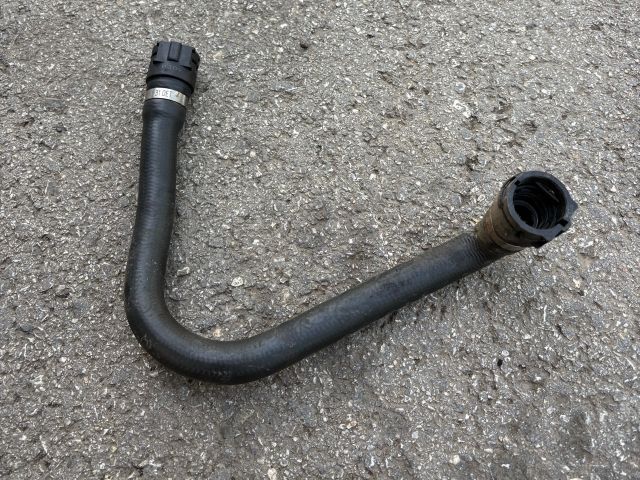 bontott BMW 5 E60 Vízcső