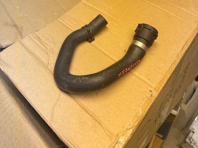 bontott BMW 5 E60 Vízcső