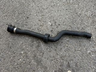 bontott BMW 5 E60 Vízcső