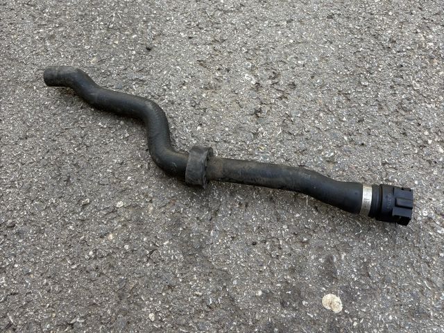 bontott BMW 5 E60 Vízcső