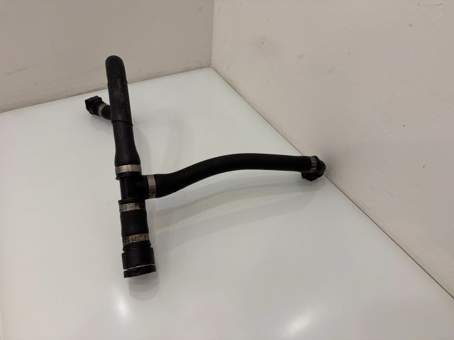 bontott BMW 5 E60 Vízcső