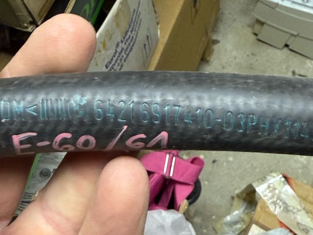 bontott BMW 5 E60 Vízcső