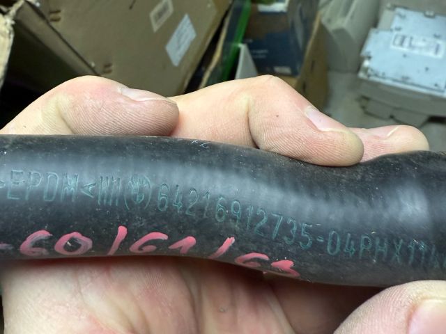 bontott BMW 5 E60 Vízcső