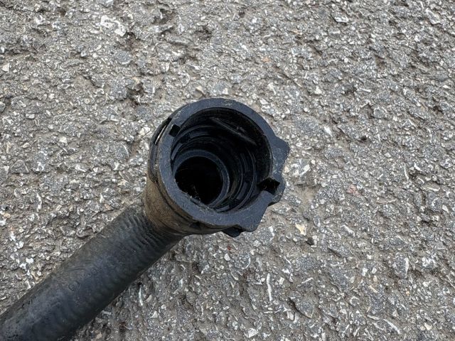 bontott BMW 5 E60 Vízcső