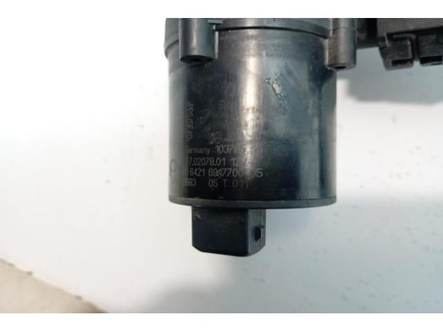 bontott BMW 5 E60 Vízpumpa