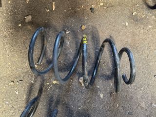 bontott BMW 5 E60 Első Rugó